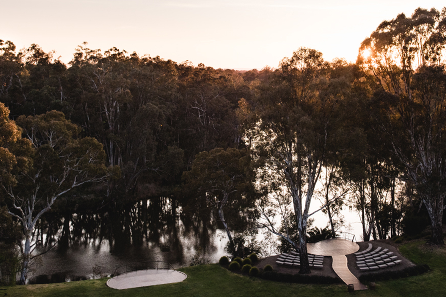 The banks of the beautiful Goulburn River